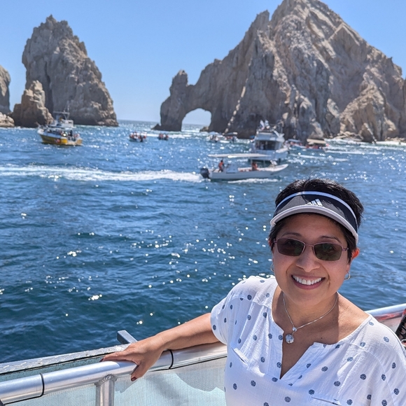 Meet your Posher, Rosa - Picture 4 of 4